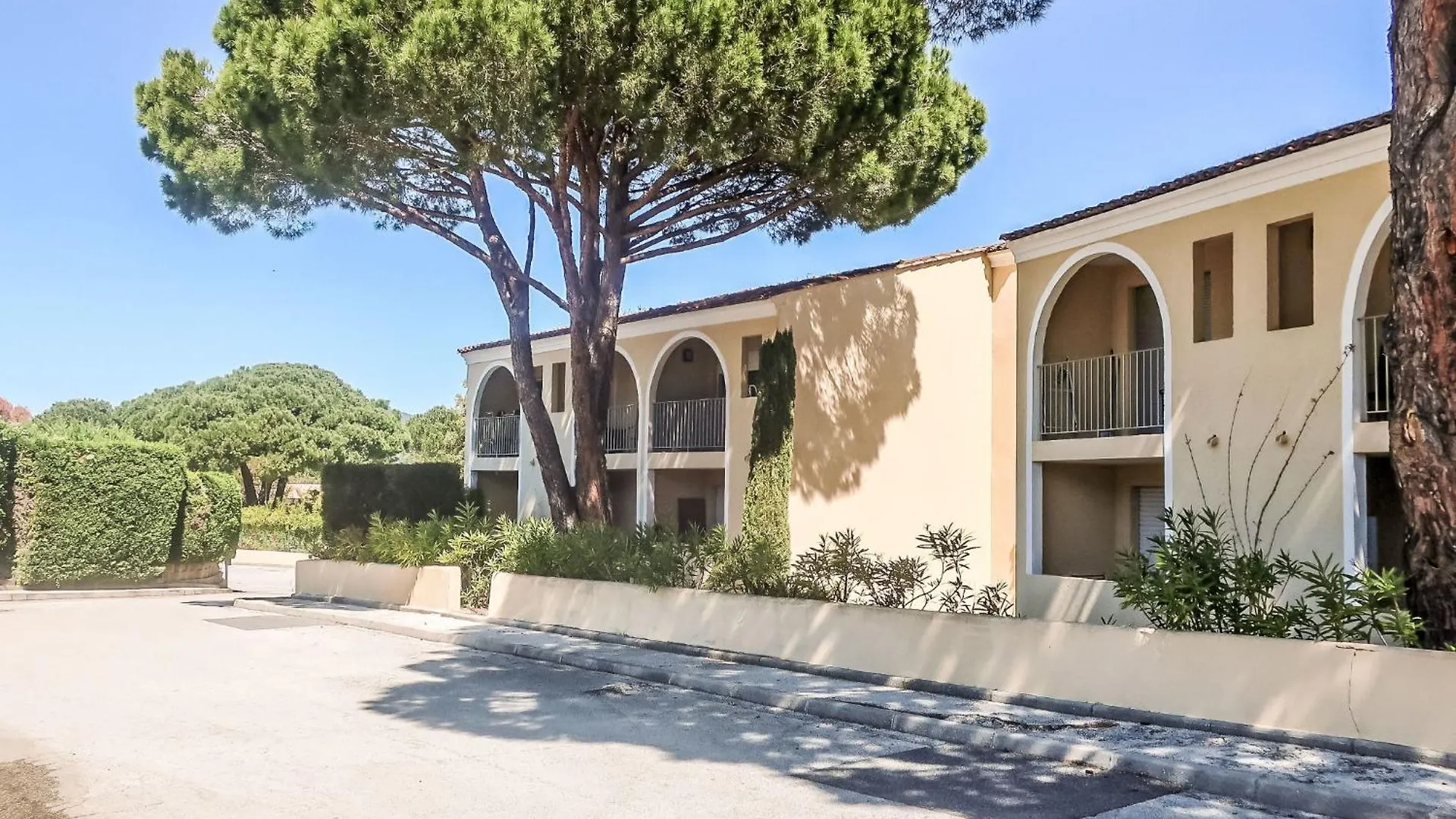 Apartment Caesar Domus-1 By Interhome Saint Tropez Francie